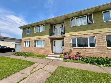 Main picture of 3208 Ogden Ave
