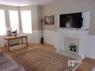 Main picture of 83 Saint Botolph St