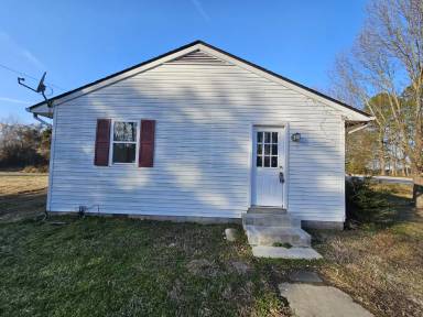 Main picture of 11336 Somerset Ave