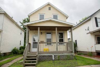 Main picture of 2477 Jackson St