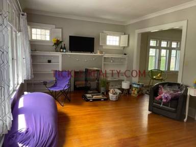 Main picture of 142 Milburn St