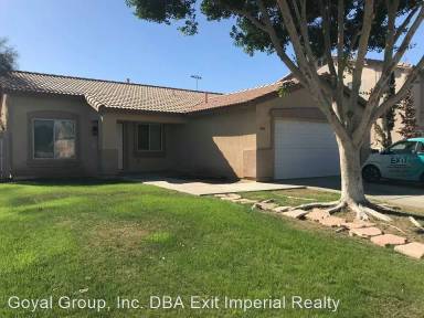 Main picture of 896 Flammang Ave