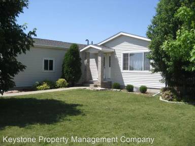 Main picture of 313 Paddock Cir