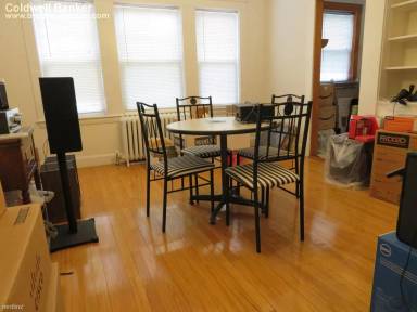 Main picture of 102 Bennett St
