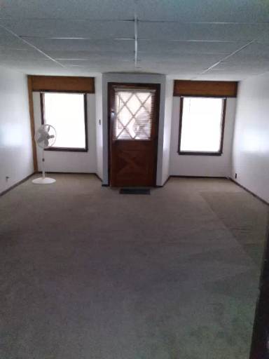 Main picture of 196 Poplar St