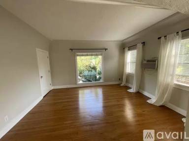 Main picture of 350 W Stocker St