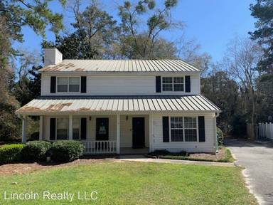 Main picture of 8 Westbrook Cir