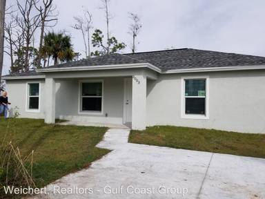 Main picture of 3003 Harvard Cir