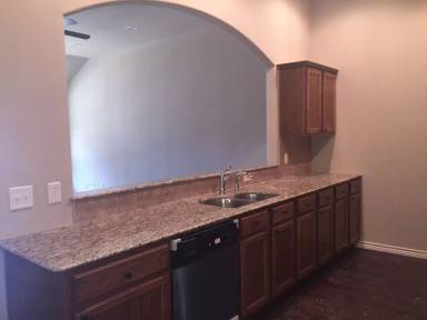 Main picture of 1401 H G Mosley Pkwy