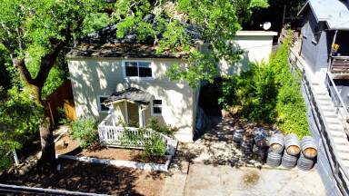 Main picture of 17353 Park Ave