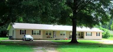 Main picture of 213 Geoff Ln