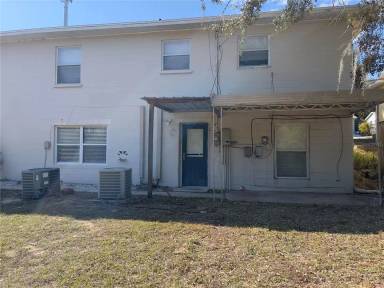 Main picture of 1247 Lakeview Dr