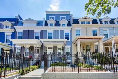 Main picture of 157 U St NE