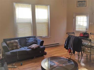 Main picture of 1425 S 23rd St
