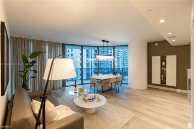 Main picture of Brickell Heights