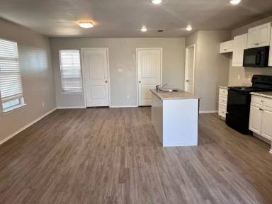Main picture of 4315 61st St