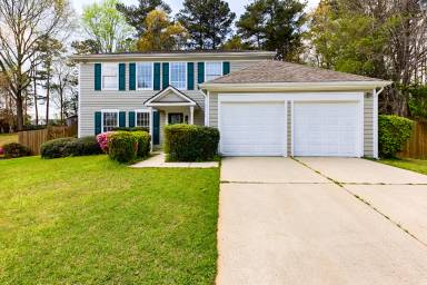 Main picture of 215 Douglas Fir Ct