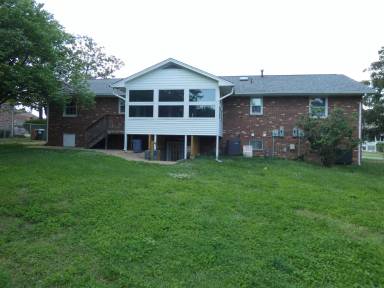 Main picture of 5914 Watson Ln