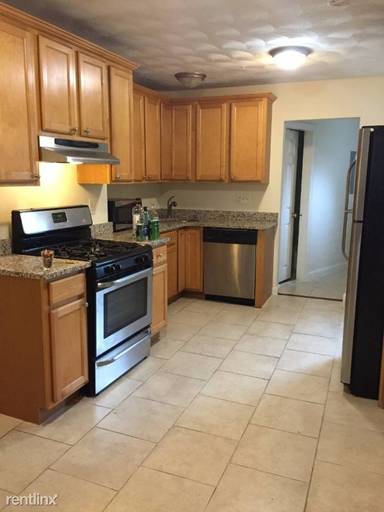 Main picture of 25 Chelsea St