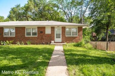 Main picture of 615 Evergreen St