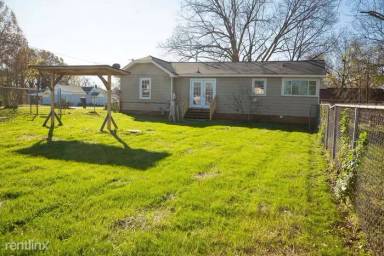 Main picture of 314 Spence St