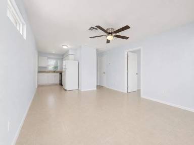 Main picture of 5440 11th Ave