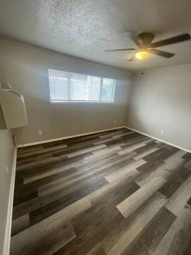 Main picture of 2101 S Jackson St