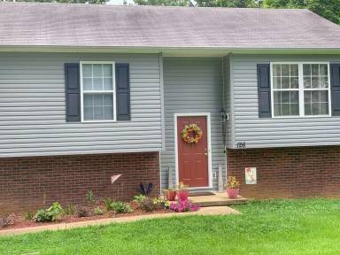Main picture of 126 Stallard St