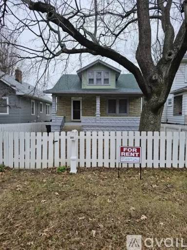 Main picture of 507 W Kenwood Dr