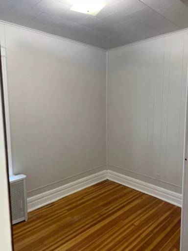 Main picture of 448 Yates St