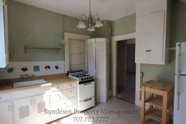 Main picture of 717-719 B St