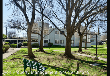 Main picture of 7409 Auburn Oaks Ct