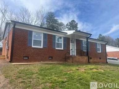 Main picture of 529 Tareyton Dr