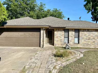 Main picture of 3830 7th St
