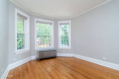 Main picture of 3922 N Troy St