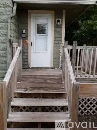 Main picture of 708 S Mill St