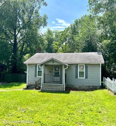 Main picture of 8012 Nola Ave