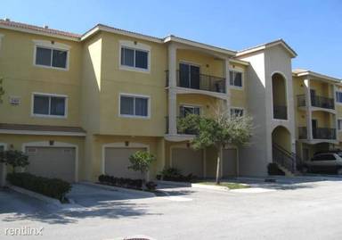 Main picture of 340 Crestwood Cir