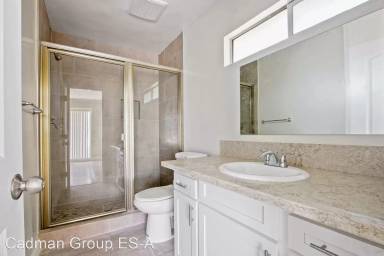 Main picture of 4511 W 120th St