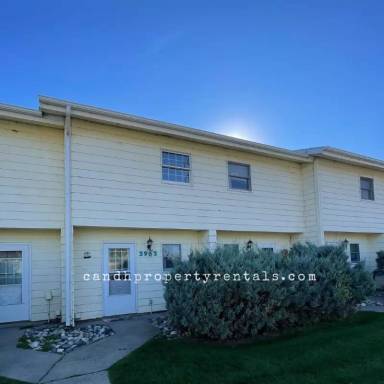 Main picture of 3963 Cambridge Dr