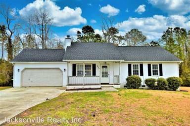 Main picture of 205-59 Zachary Ln