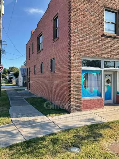 Main picture of 3200 Argonne Ave