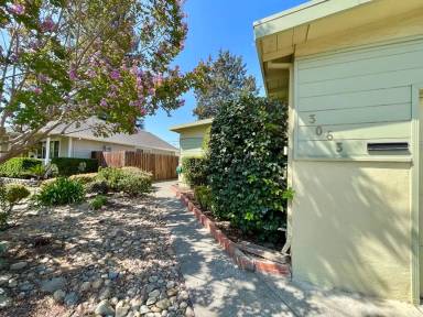 Main picture of 3063 Linda Vista Ave