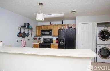 Main picture of 9595 Amarante Cir