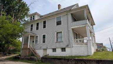 Main picture of 1011 8th St NW