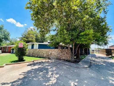 Main picture of 2415 33rd St