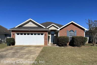 Main picture of 116 Larkspur Ln