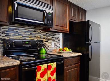Main picture of Pecan Tree Apartments