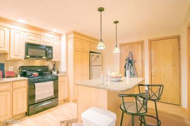 Main picture of 17 Frankfort St