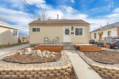 Main picture of 670 E Hollywood Ave